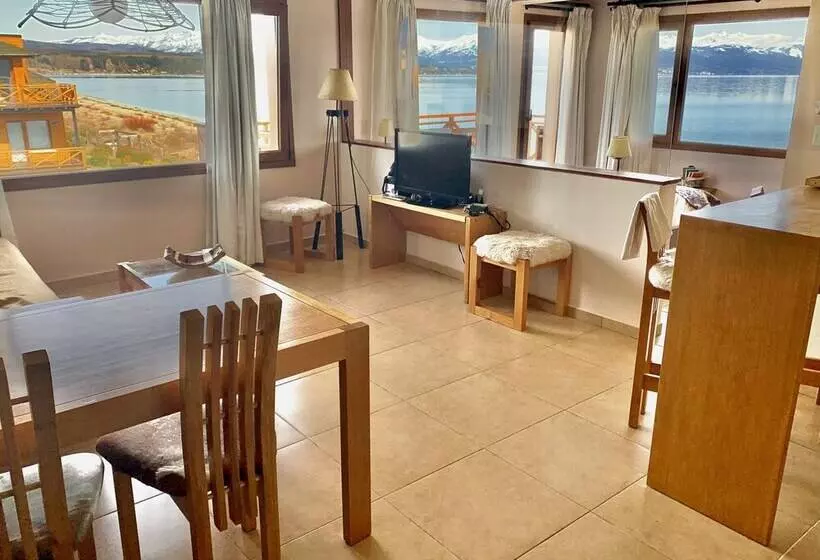 Lomakeskus Blue Aparts Bariloche Loft Crystal Suite