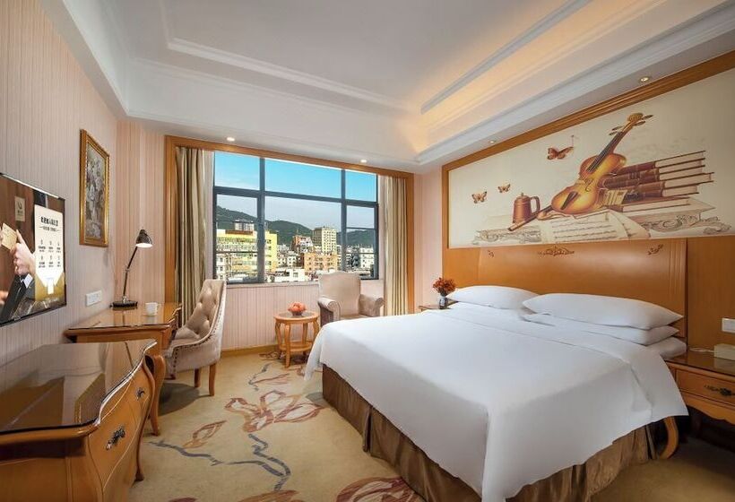 Otel Vienna International