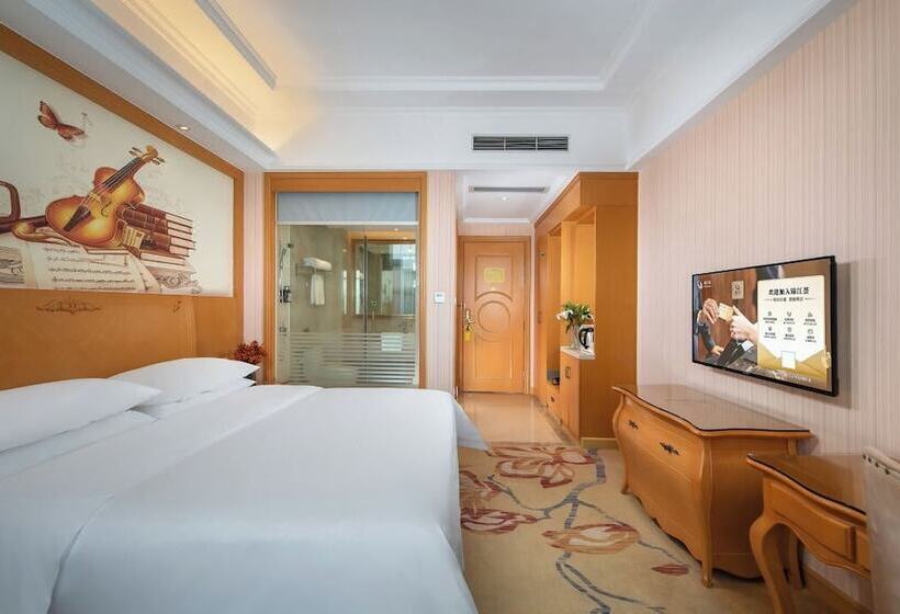 Otel Vienna International