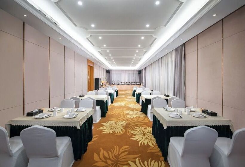 Otel Vienna International