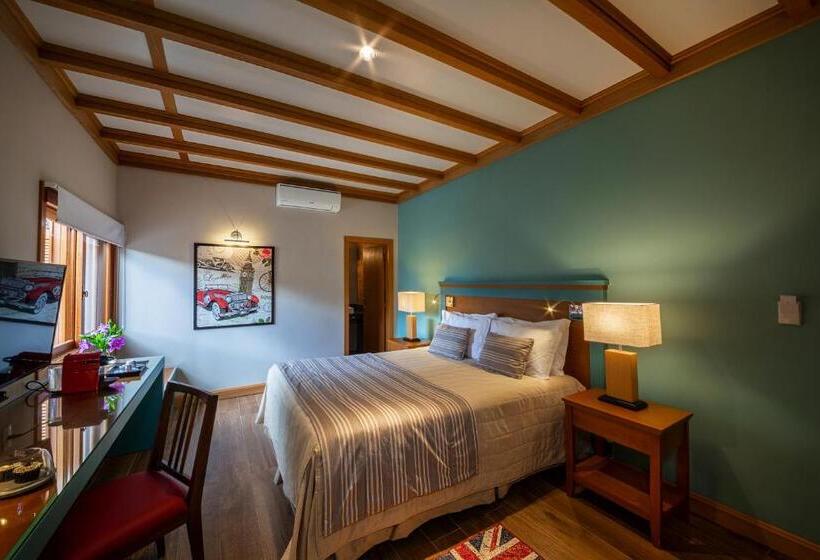 הוסטל Boutique Britanico