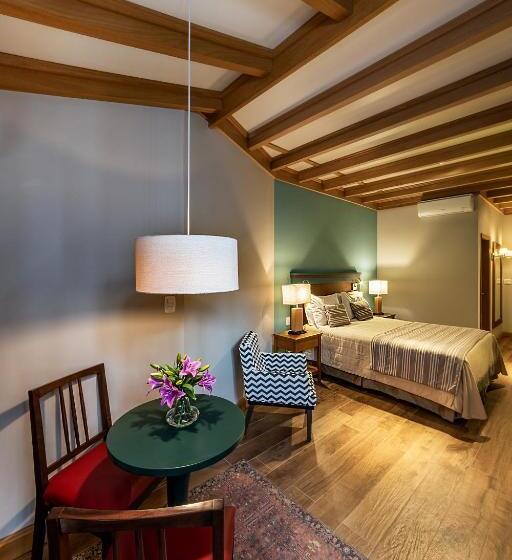 הוסטל Boutique Britanico