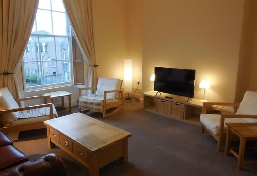 ベッドアンドブレックファースト Pincerna Rooms