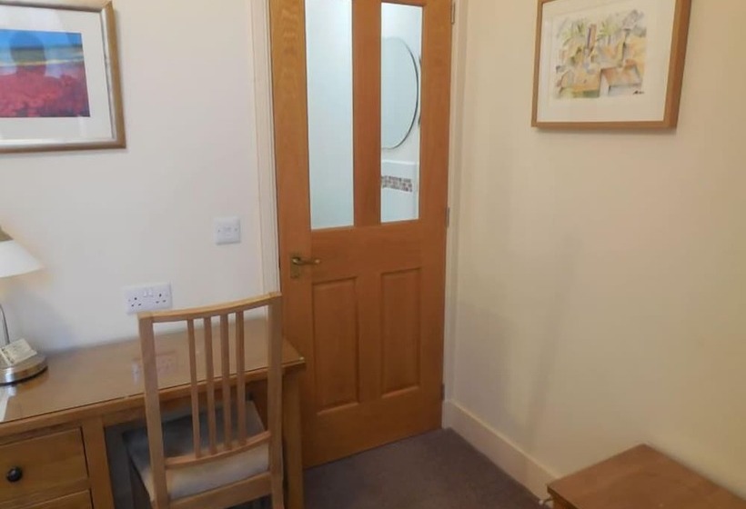 ベッドアンドブレックファースト Pincerna Rooms