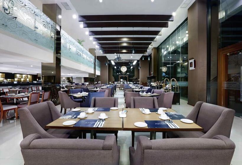 酒店 Aston Sentul Lake Resort & Conference Center