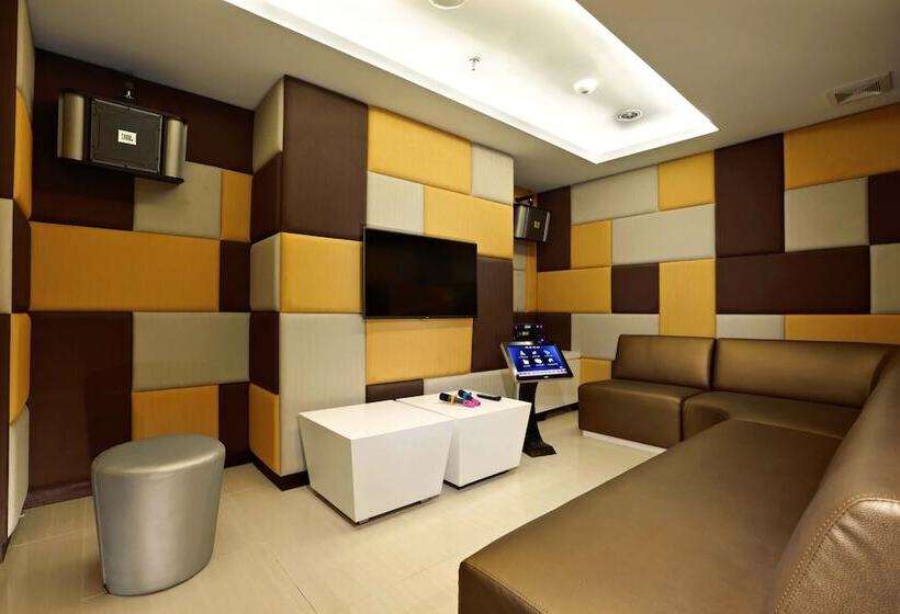 酒店 Aston Sentul Lake Resort & Conference Center