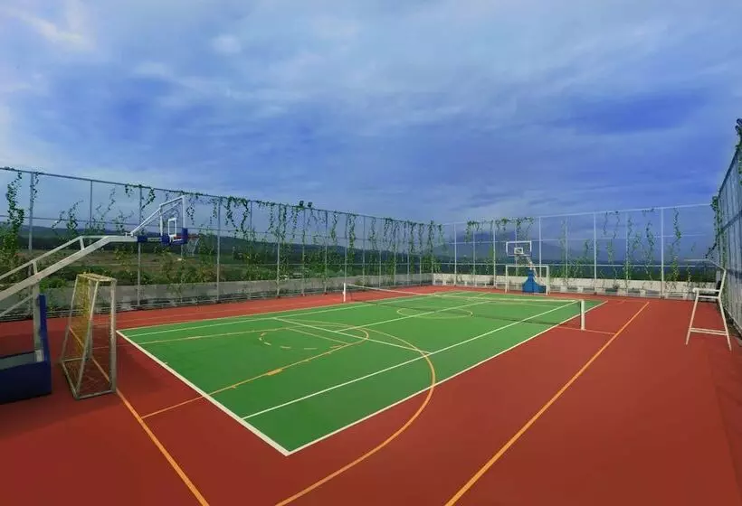 ホテル Aston Sentul Lake Resort & Conference Center
