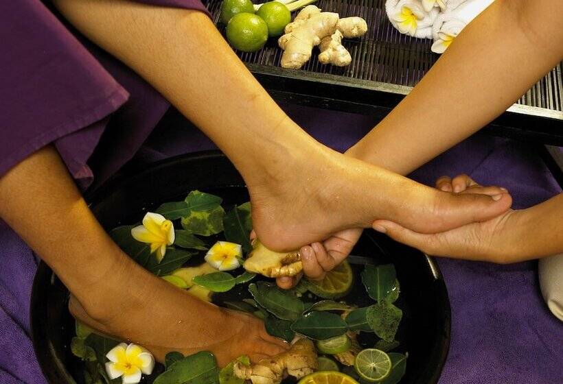 酒店 Aston Sentul Lake Resort & Conference Center