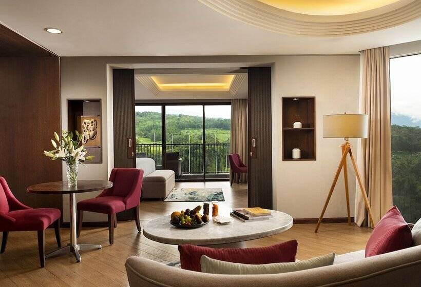 酒店 Aston Sentul Lake Resort & Conference Center