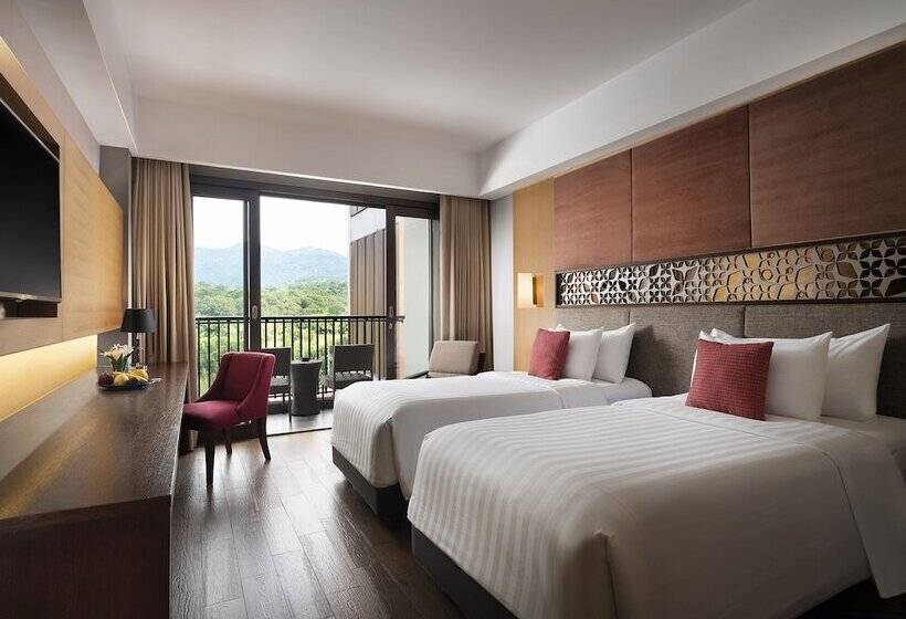 酒店 Aston Sentul Lake Resort & Conference Center