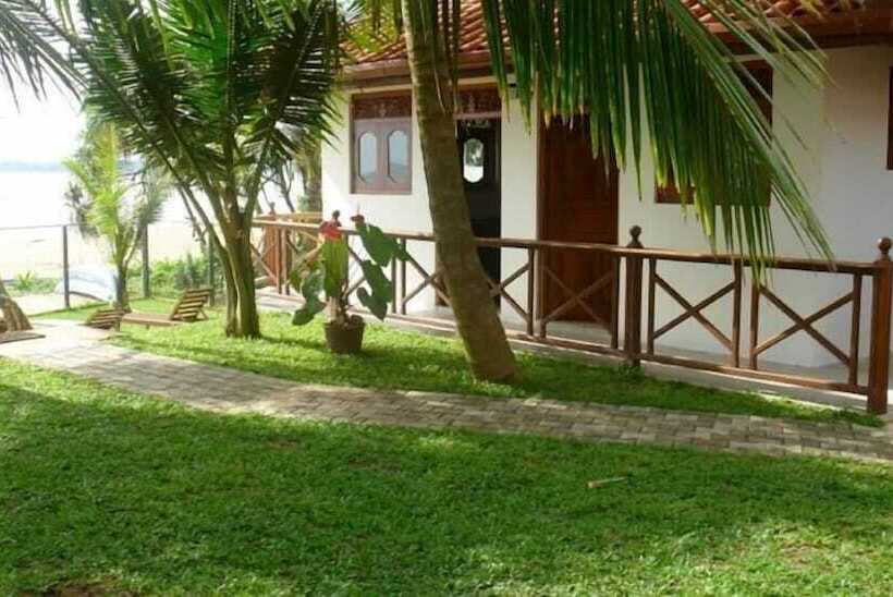 Hotel Aussie Swiss Beach Resort