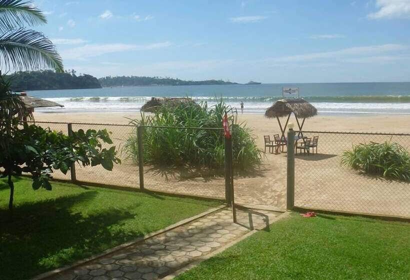 Hotel Aussie Swiss Beach Resort