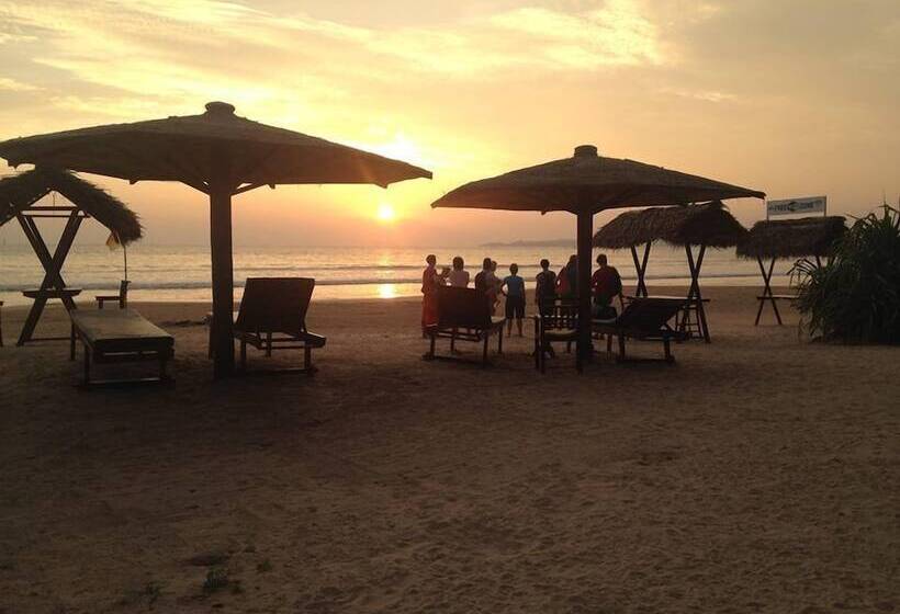 Hotel Aussie Swiss Beach Resort