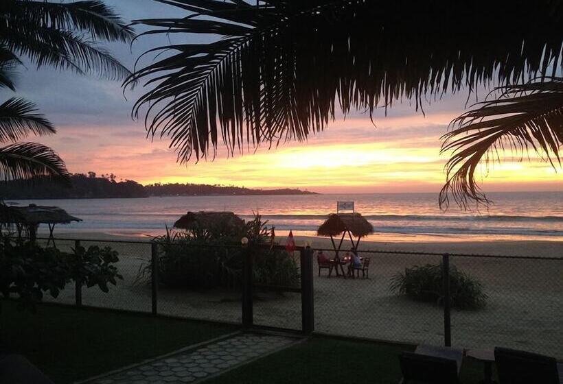 Hotel Aussie Swiss Beach Resort