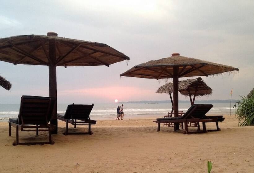 Hotel Aussie Swiss Beach Resort