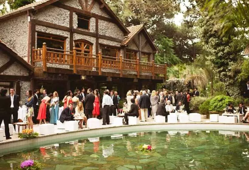 Carilo Village Apart Hotel & Spa