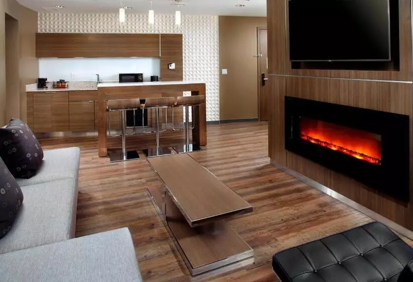 ホテル Courtyard By Marriott Akron Downtown
