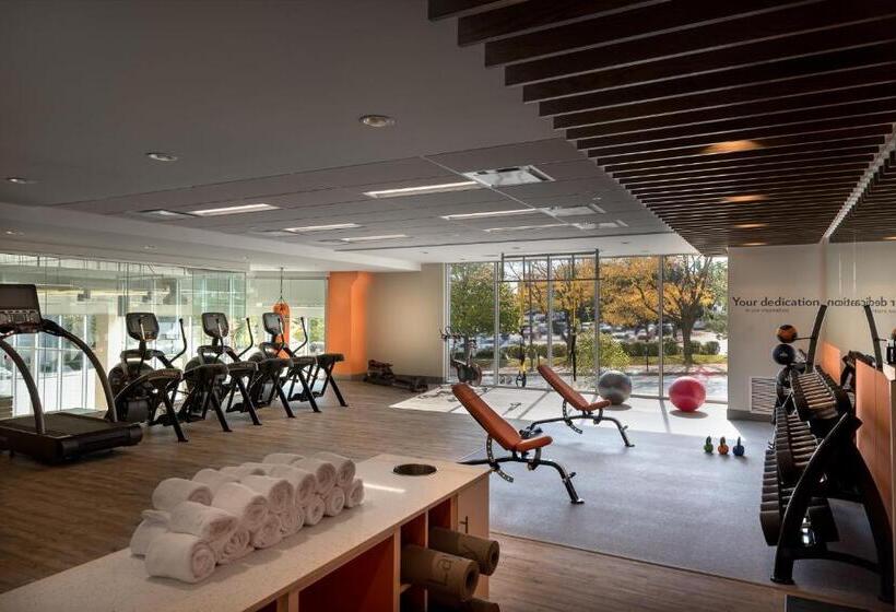 Even Hotel Omaha Downtown Old Market, An Ihg