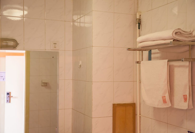 Hotel Home Youth Hostel