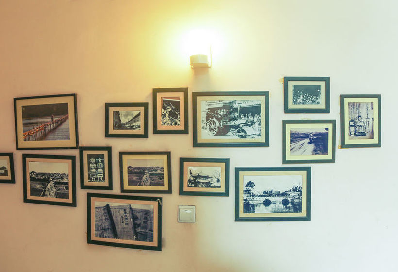 Hotel Home Youth Hostel