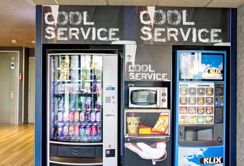 בית מלון כפרי Ibis Budget Caen Mondeville