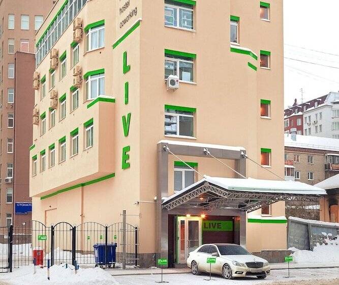 فندق Live