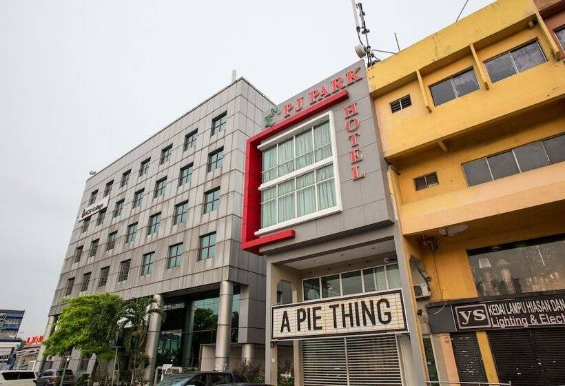 בית מלון כפרי Pj Park