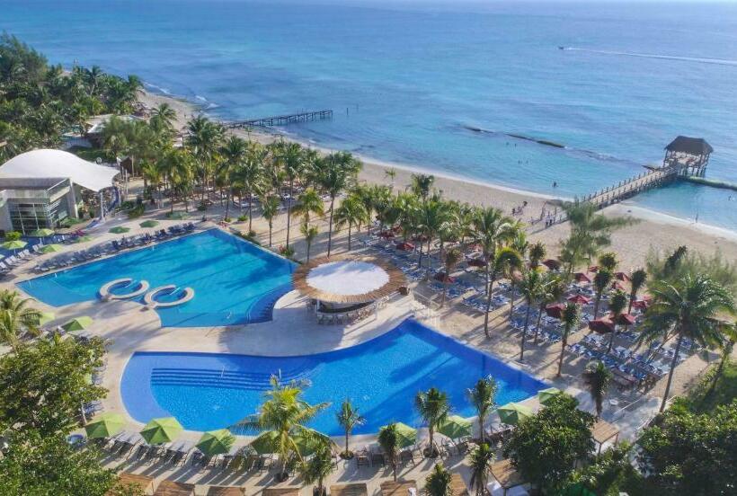 Отель Residences at The Fives