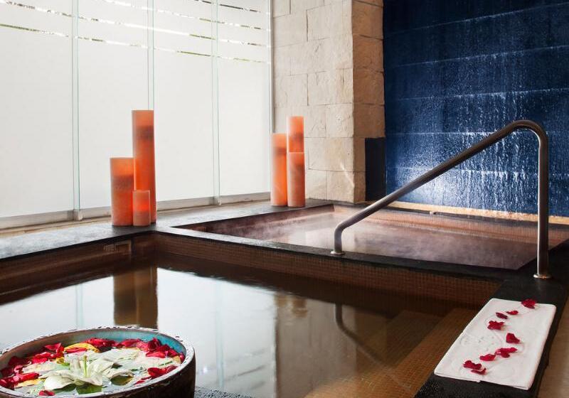 Отель Residences at The Fives