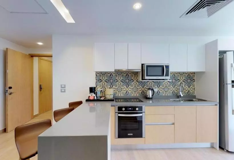 ホテル Residences at The Fives