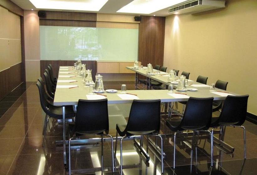 Hotel Zamburger Cheese