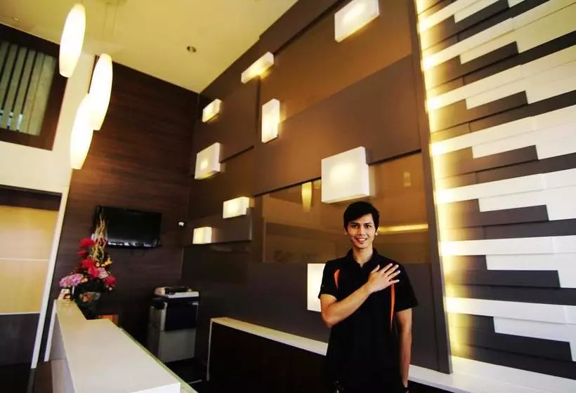 Hotel Zamburger Cheese