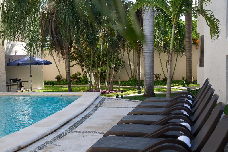 Fotos del hotel Suites Villa Italia:  11