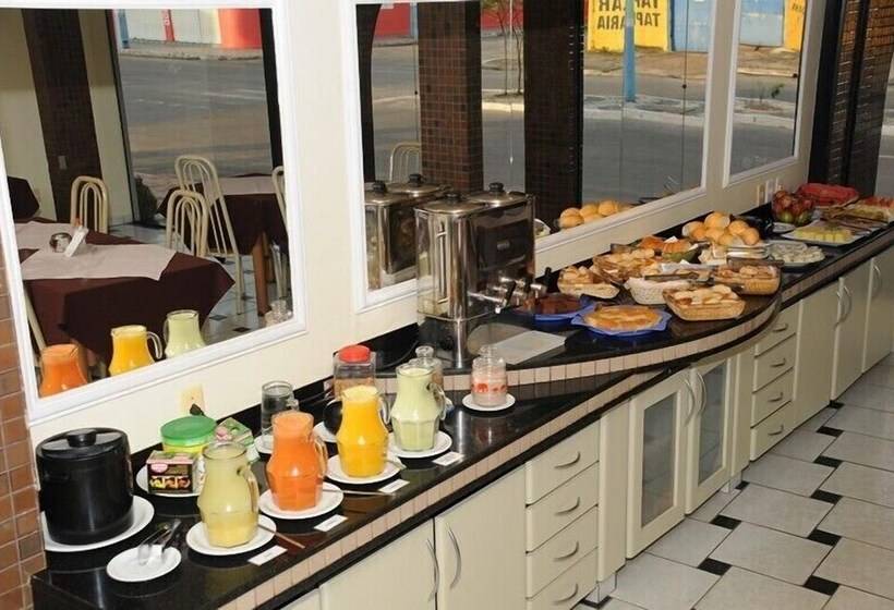 فندق Veneza Plaza