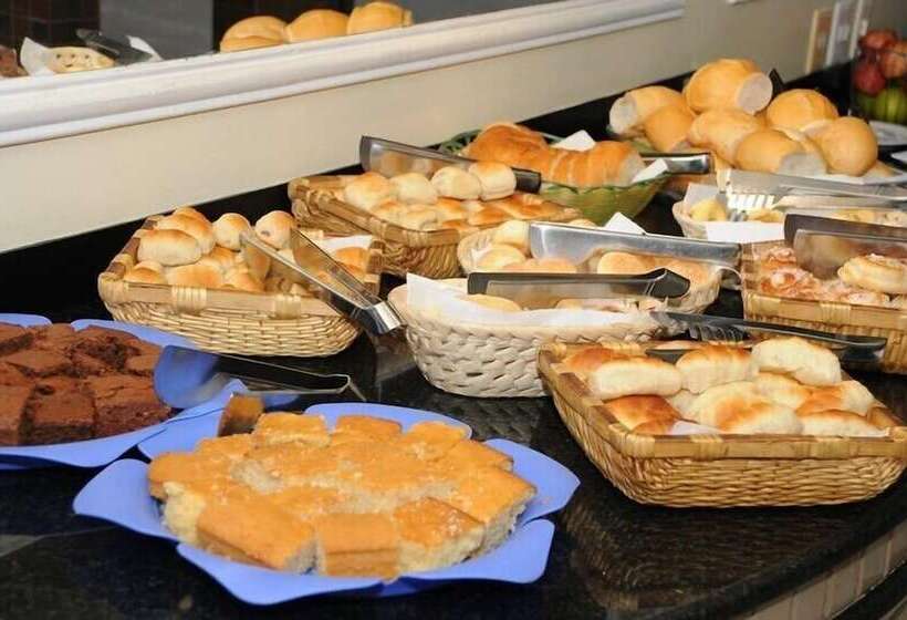 فندق Veneza Plaza