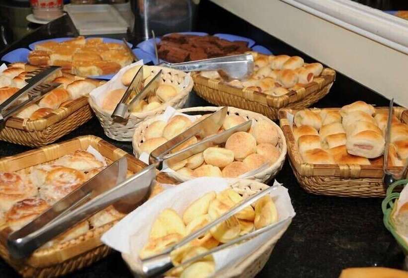 فندق Veneza Plaza