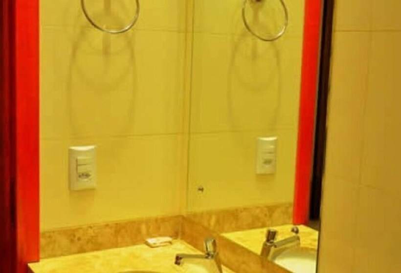 فندق Veneza Plaza