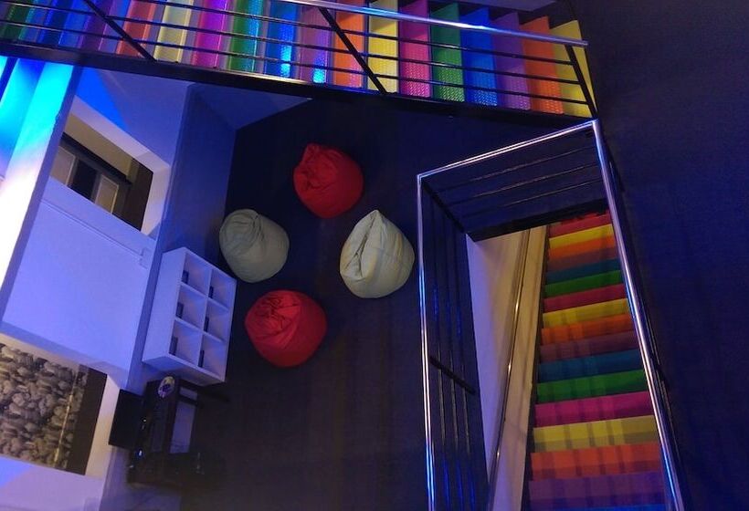 Отель Wassup Youth Hostel