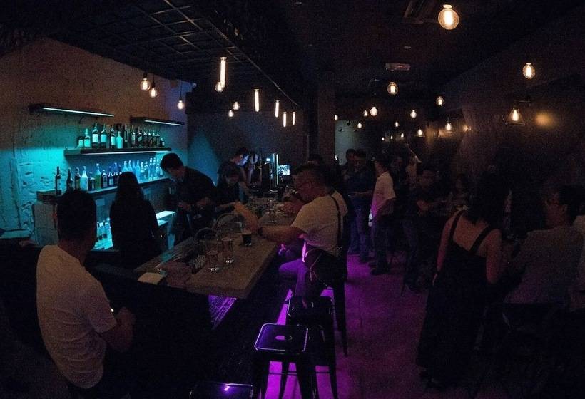 Отель Wassup Youth Hostel