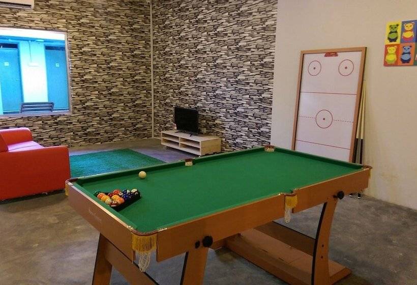 Отель Wassup Youth Hostel