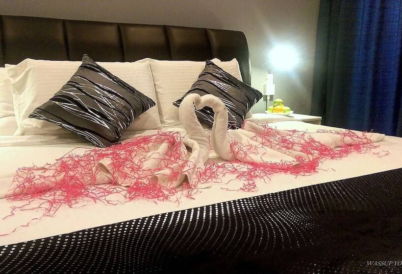 Отель Wassup Youth Hostel