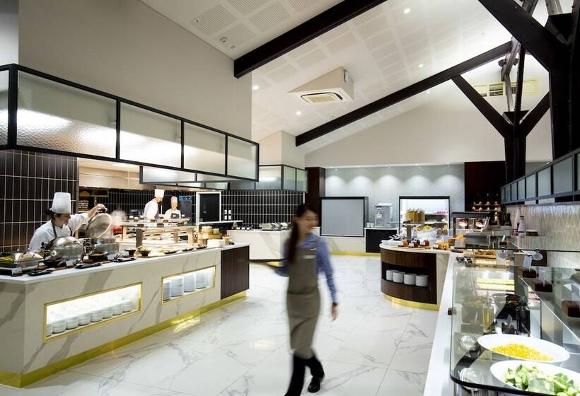 Mt Cook Lodge & Motels