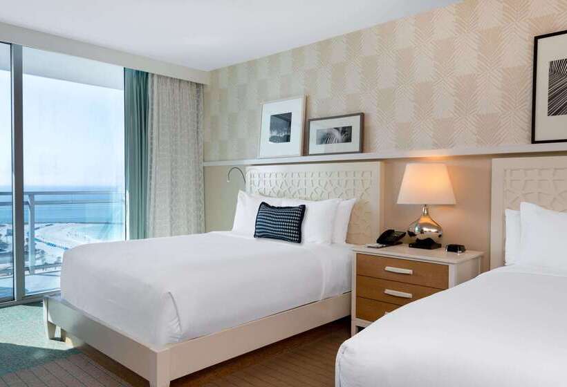 منتجع Wyndham Grand Clearwater Beach