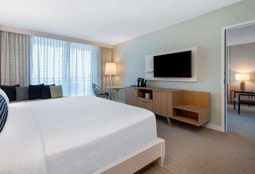 منتجع Wyndham Grand Clearwater Beach