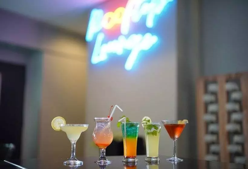 Arzo Hotel Makati