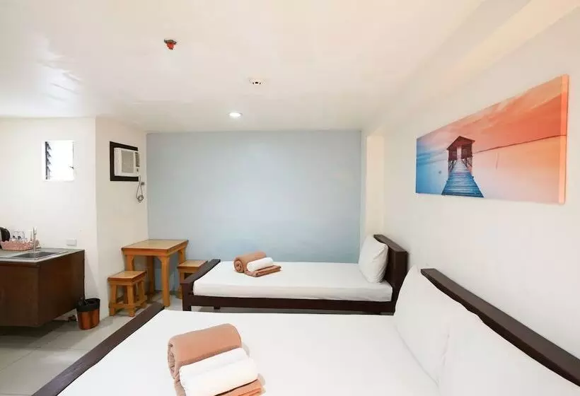 Arzo Hotel Makati