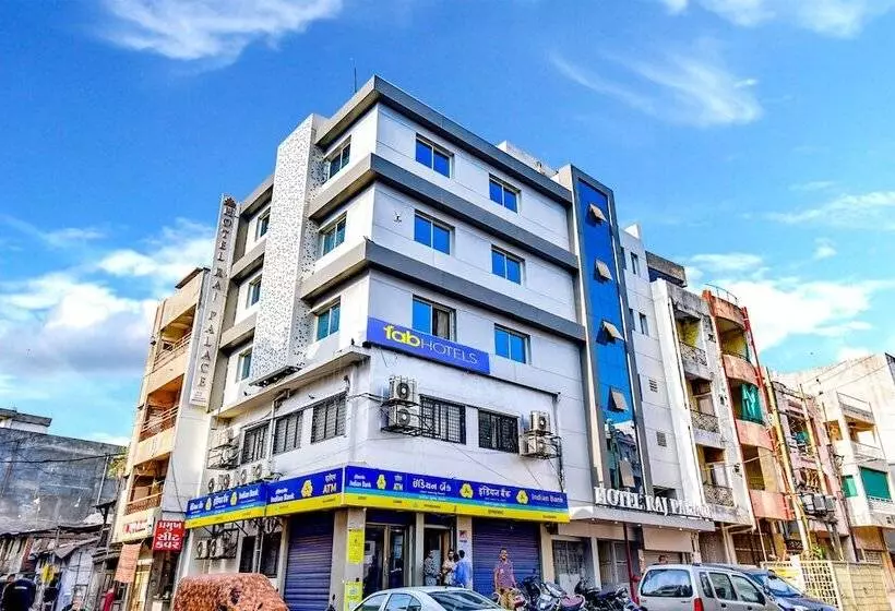 Fabhotel Raj Palace I