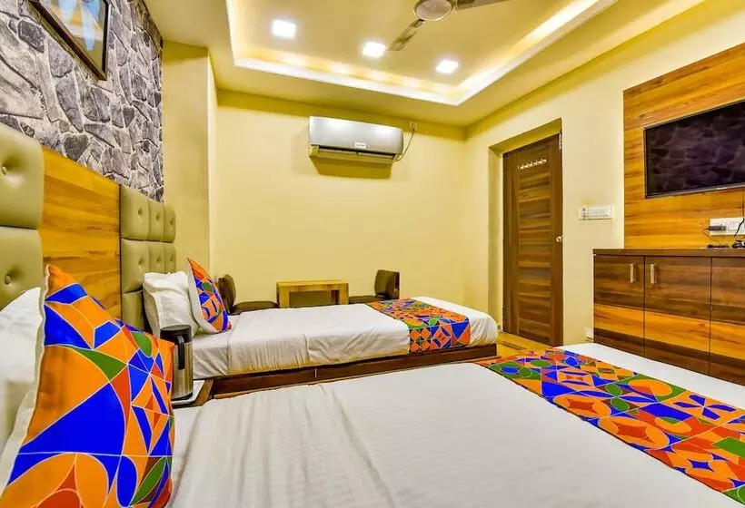 Fabhotel Raj Palace I