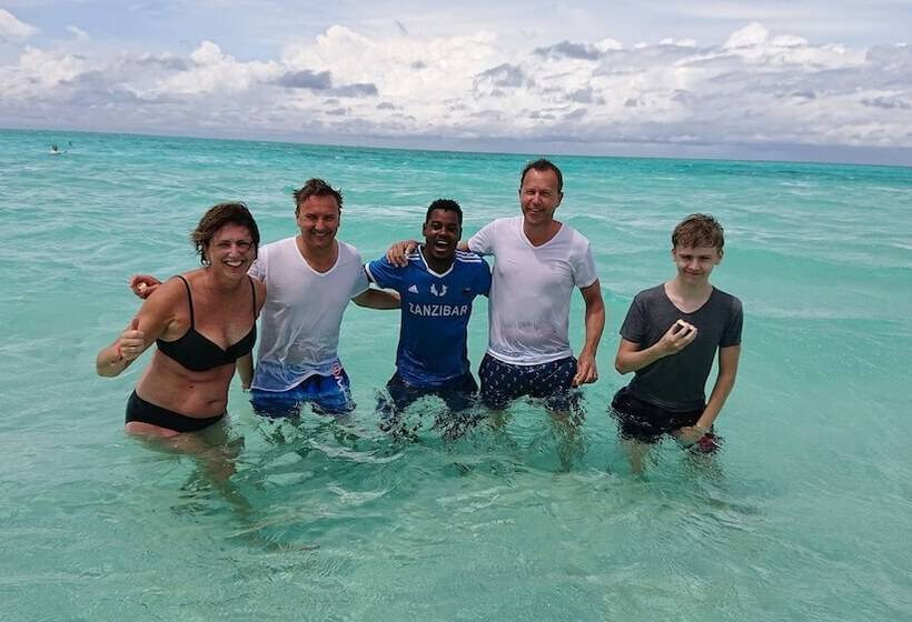 בית מלון כפרי Balungi Bungalow & Restaurant