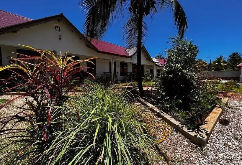 Hotelli Balungi Bungalow & Restaurant